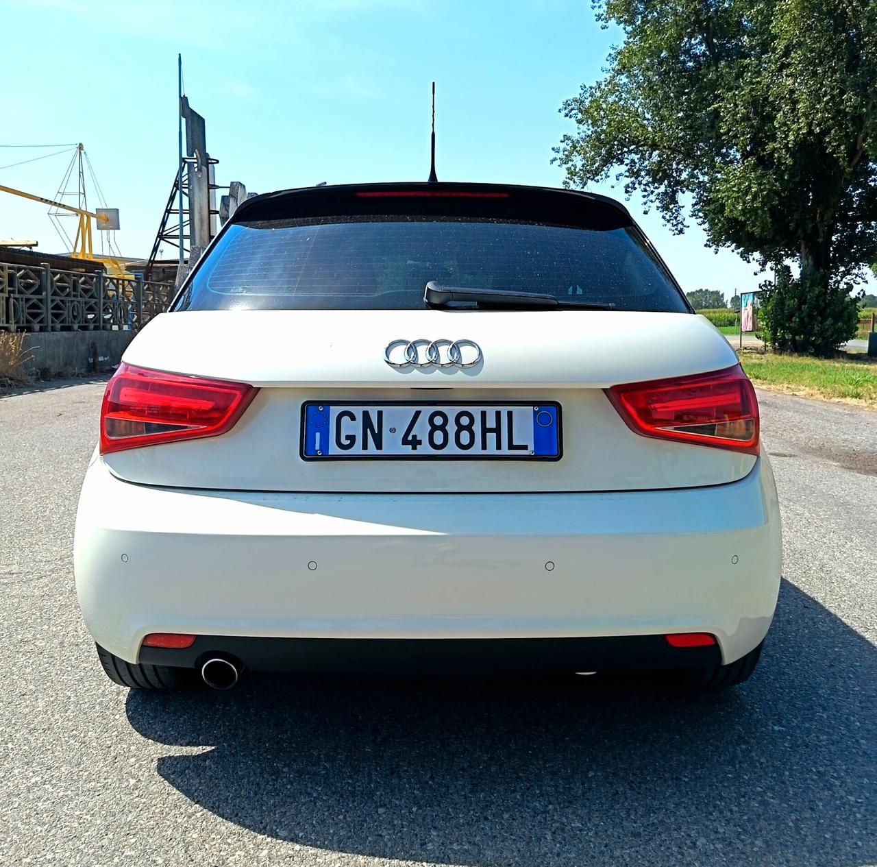 Audi A1 SPB 1.6 TDI Attraction