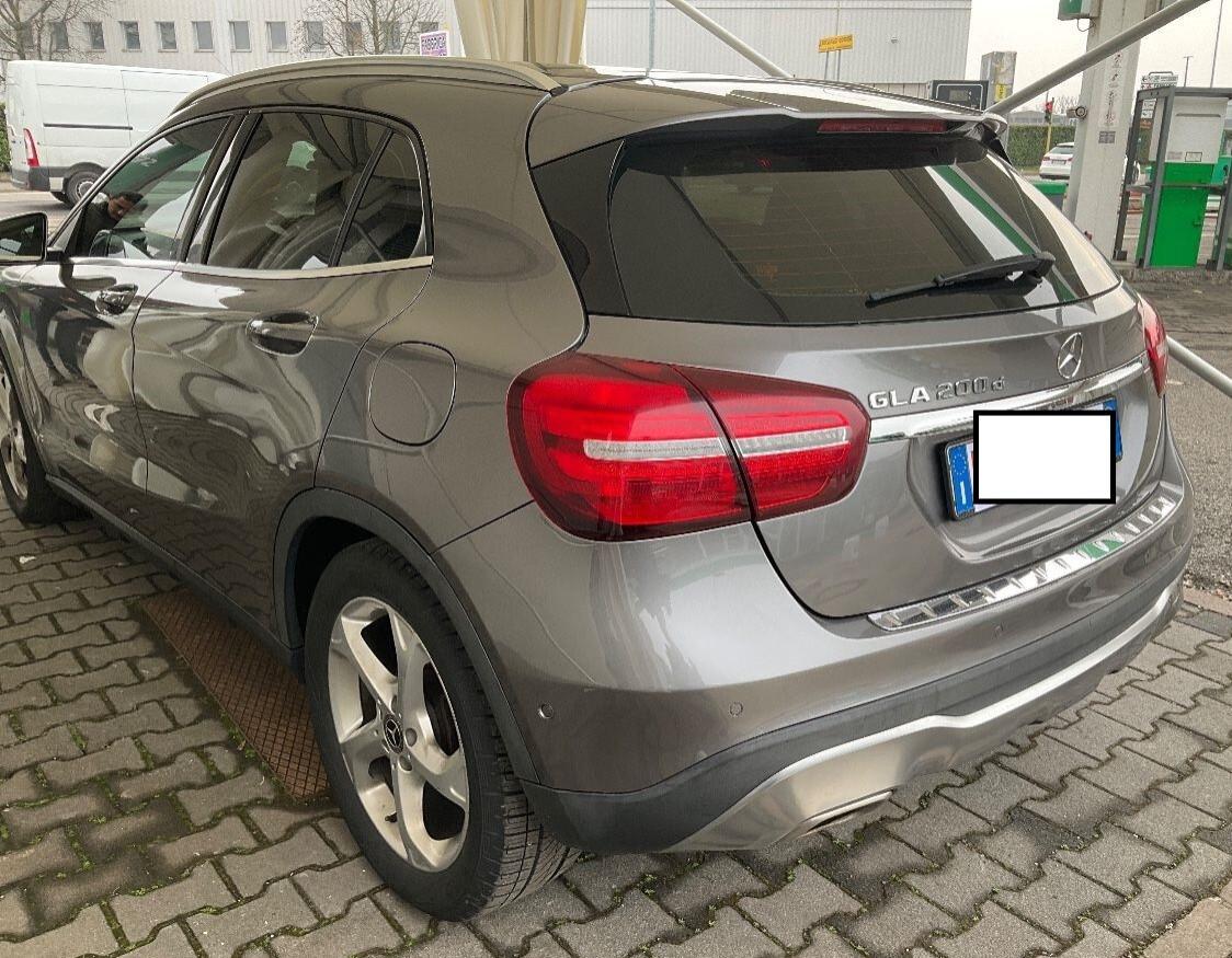 Mercedes-benz GLA 200D 135CV SPORT