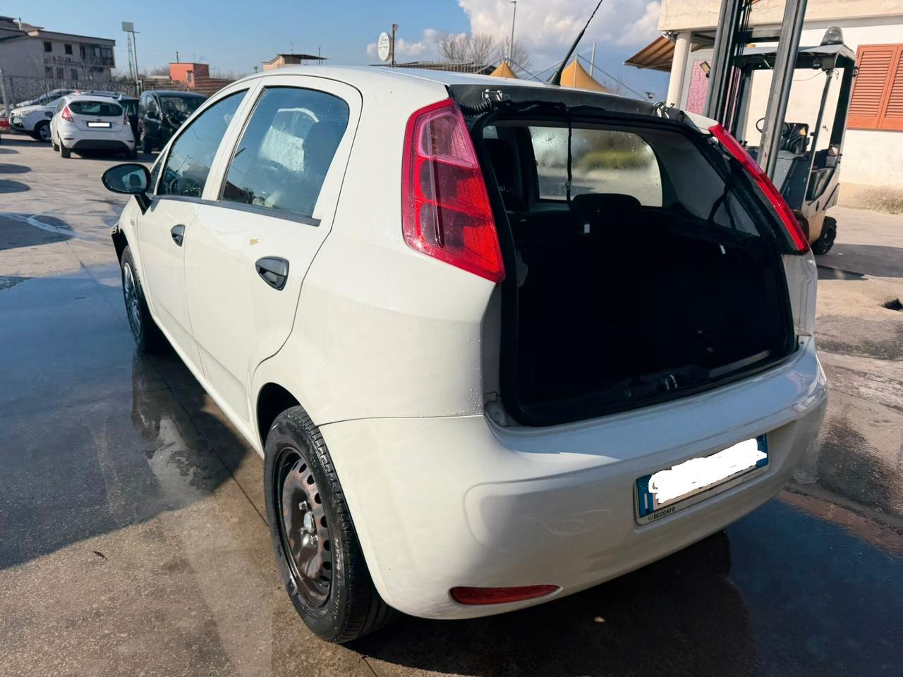 Fiat Punto 1.2 incidentato - 2015
