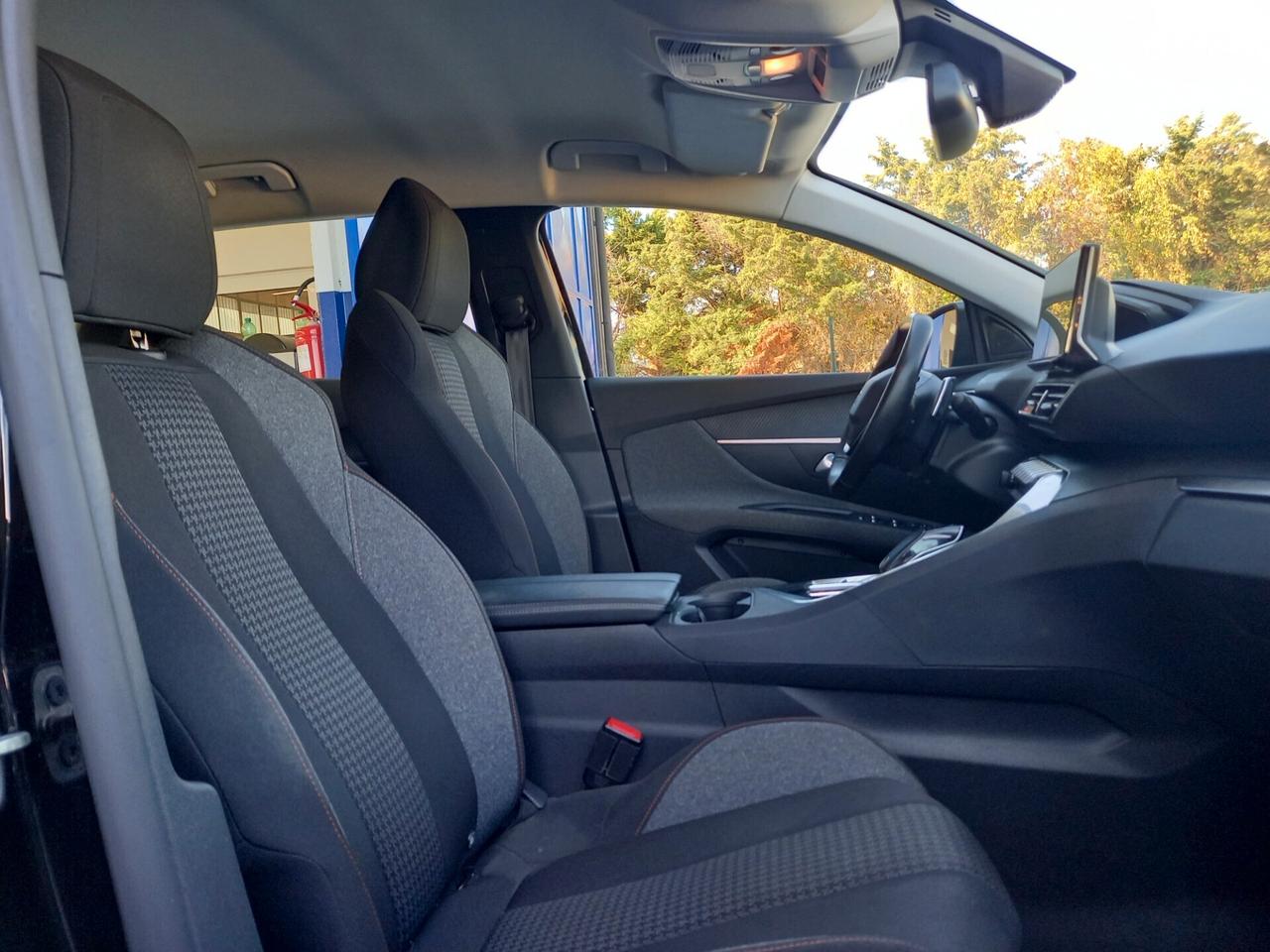 Peugeot 3008 1.5 HDi 131cv Automatica TAGLIANDATA