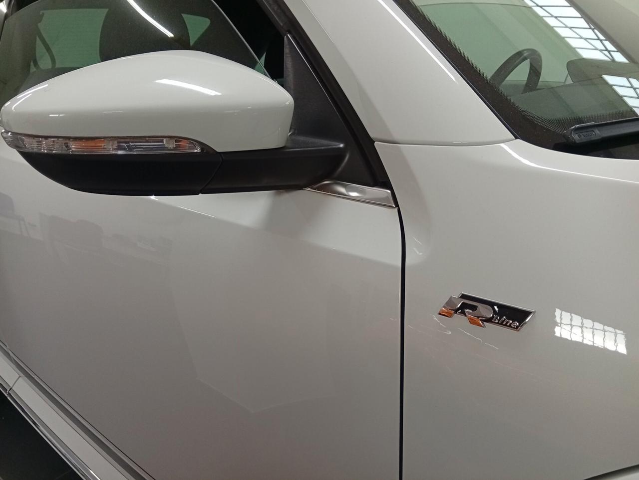 Volkswagen Maggiolino 1.6 TDI Design