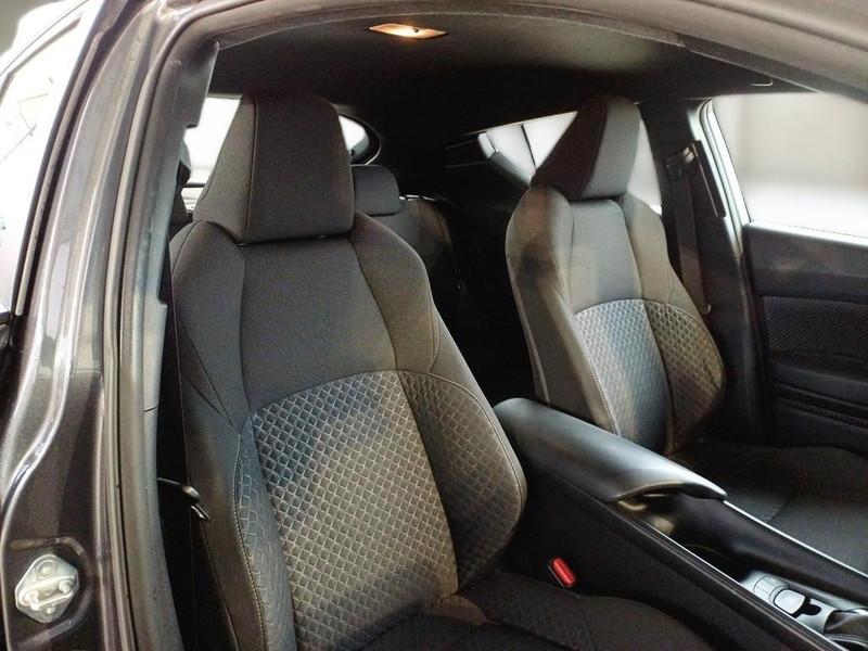TOYOTA C-HR 1.8H (122 CV) E-CVT BUSINESS 5 PORTE SUV