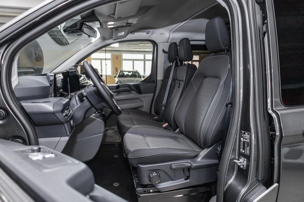 FORD Transit Custom V710 320 2.0 ecoblue 150cv combi M1 Titanium L1H1