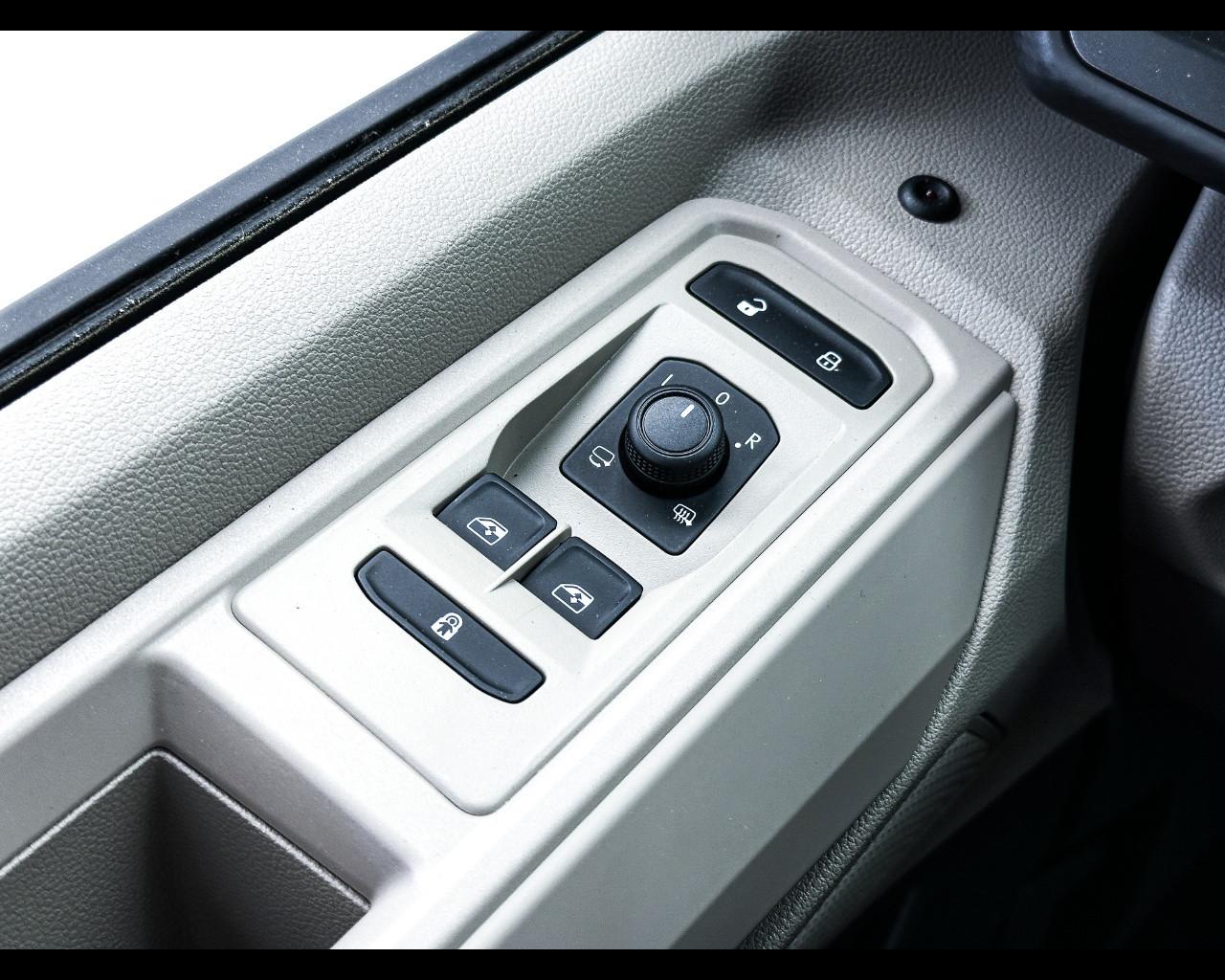 VOLKSWAGEN Multivan 7ª '21-> - Multivan 1.5 PHEV DSG 4Motion Space