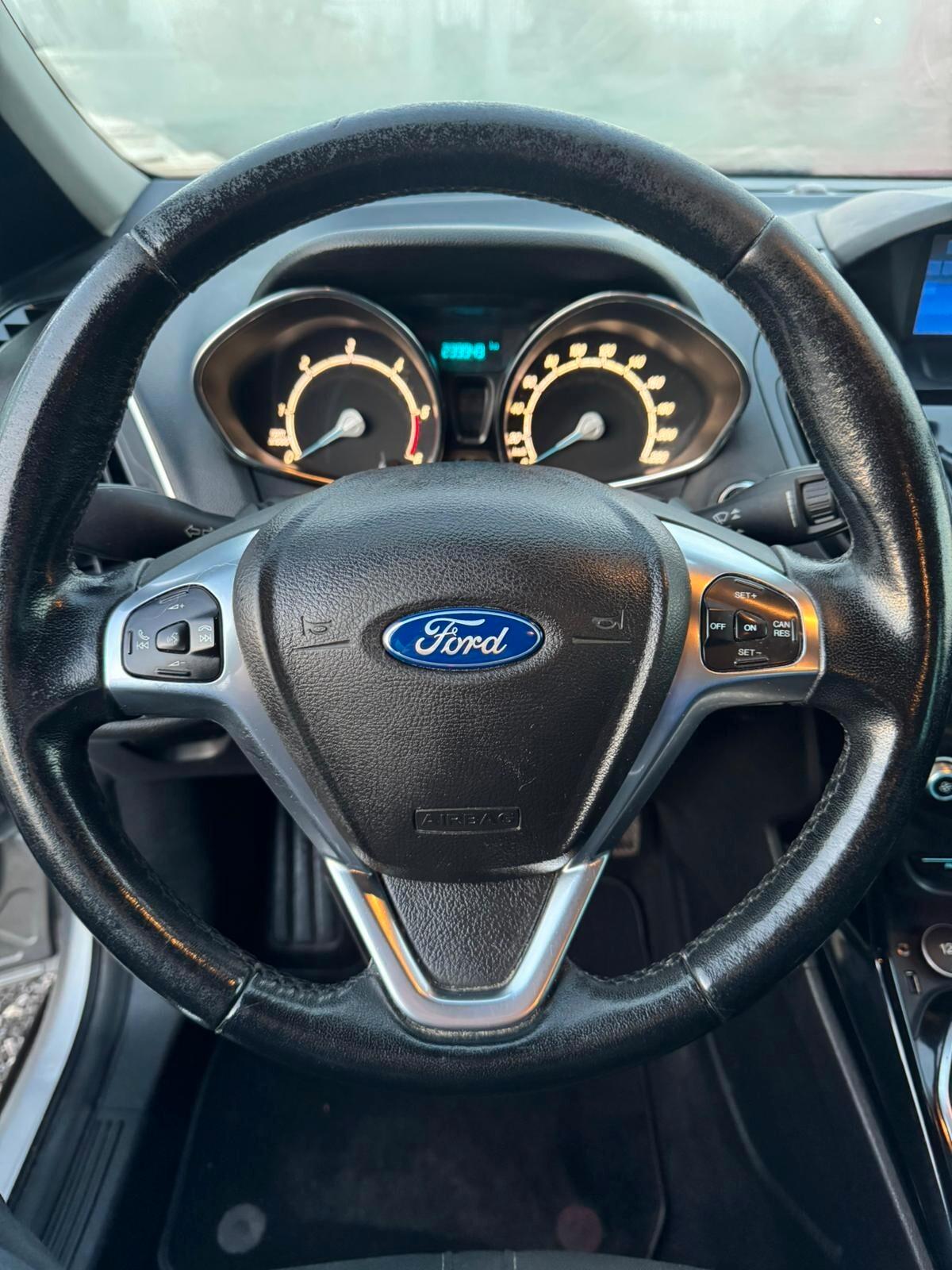 Ford B-Max 1.5 TDCi 75 CV Titanium