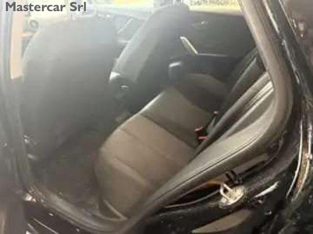 AUDI Q2 Q2 35 2.0tdi Busines Quattro s-tronic Navi-GJ802JL