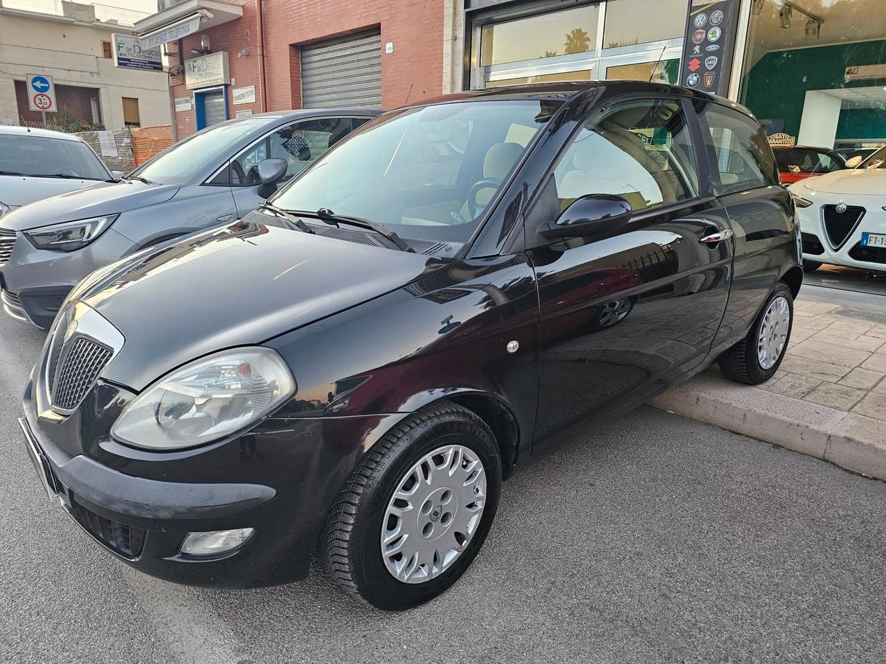 Lancia Ypsilon 1.3 Multijet 16V Platino