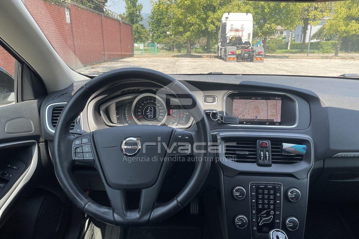 VOLVO V40 Cross Country D3 Business Plus