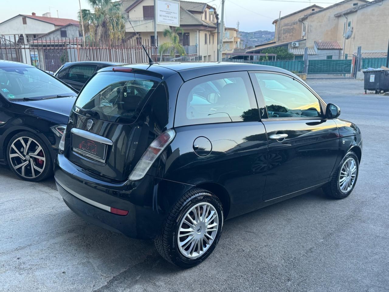 Lancia Ypsilon 1.2 Platino