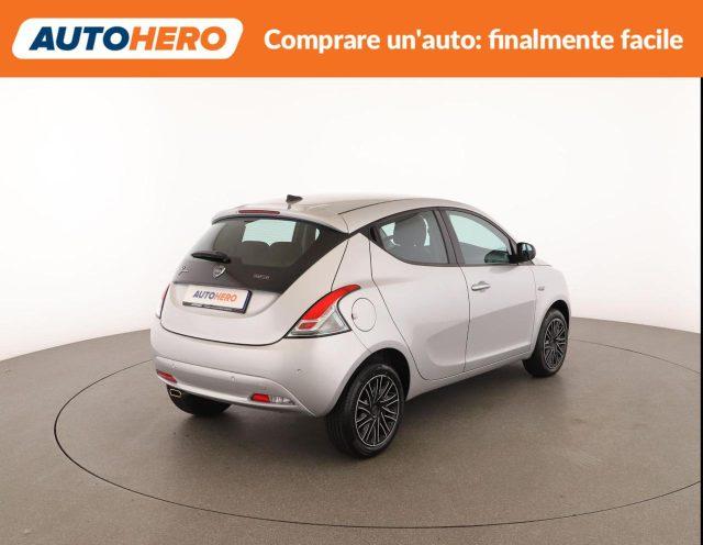 LANCIA Ypsilon 1.0 FireFly 5 porte Hybrid Ecochic Gold