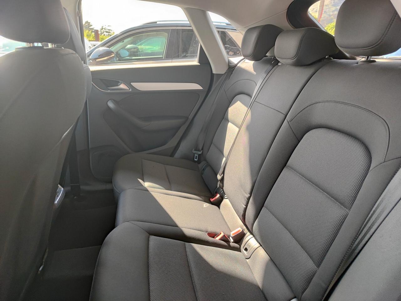 Audi Q3 2.0 TDI 150 CV quattro S tronic Sport