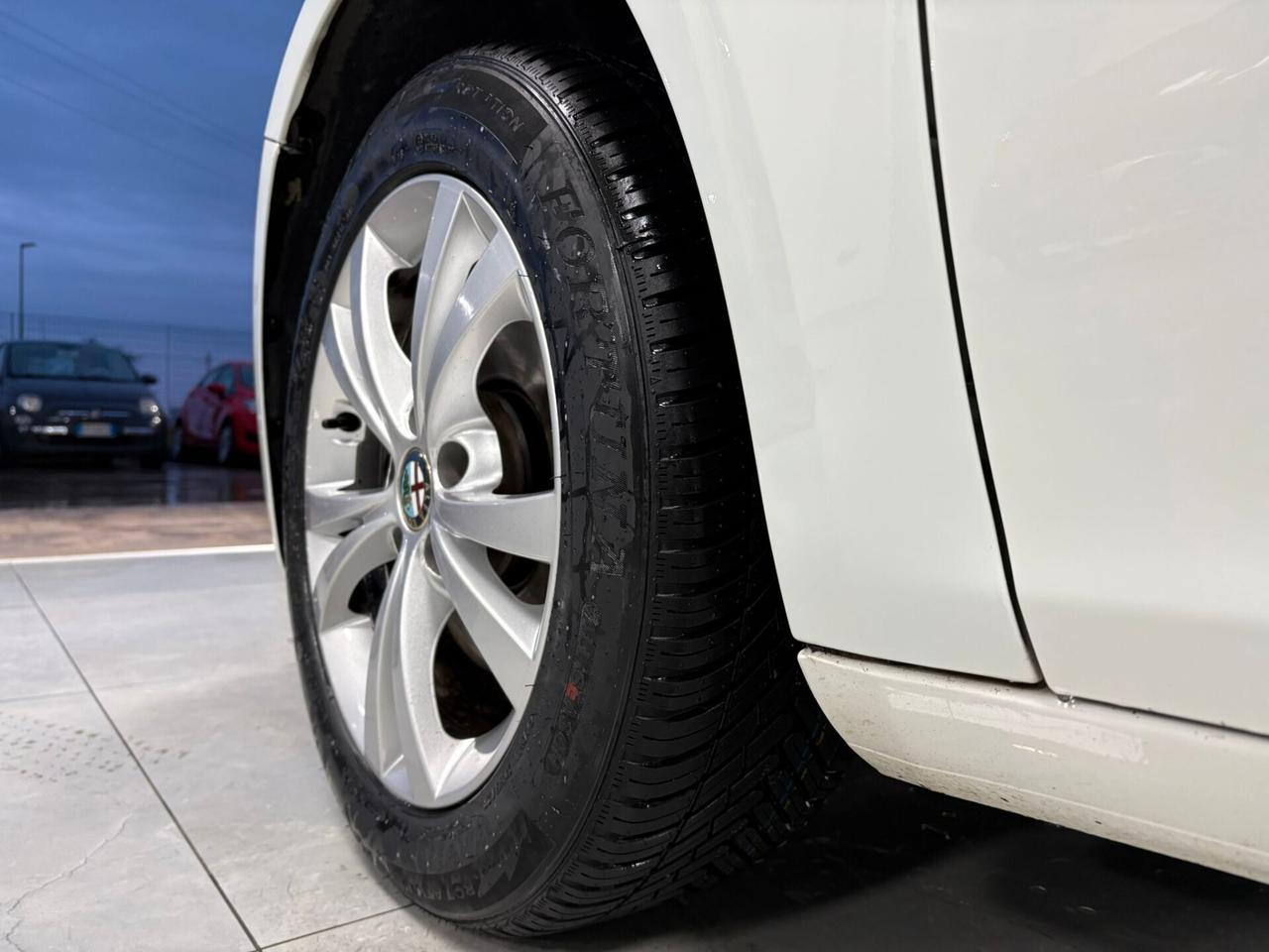 Alfa Romeo Giulietta 1.4 Turbo 120 CV GPL Progression