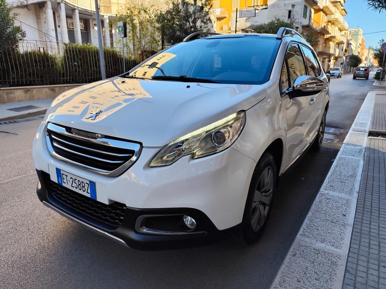 Peugeot 2008 1.2 BENZINA 82CV ALLURE TETTO