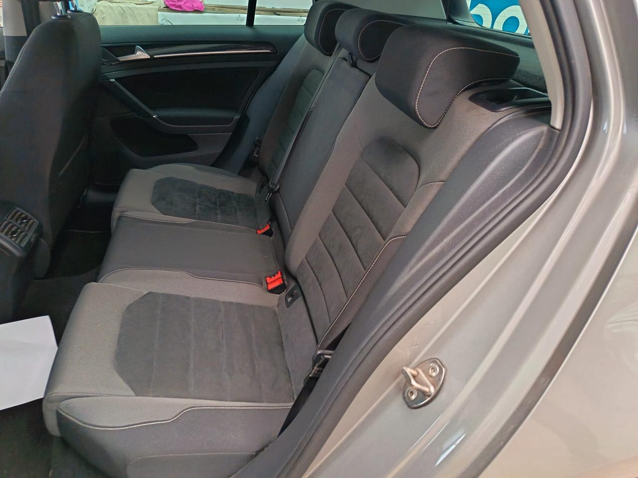 Volkswagen Golf 1.6 TDI 5p. Highline BlueMotion Technology