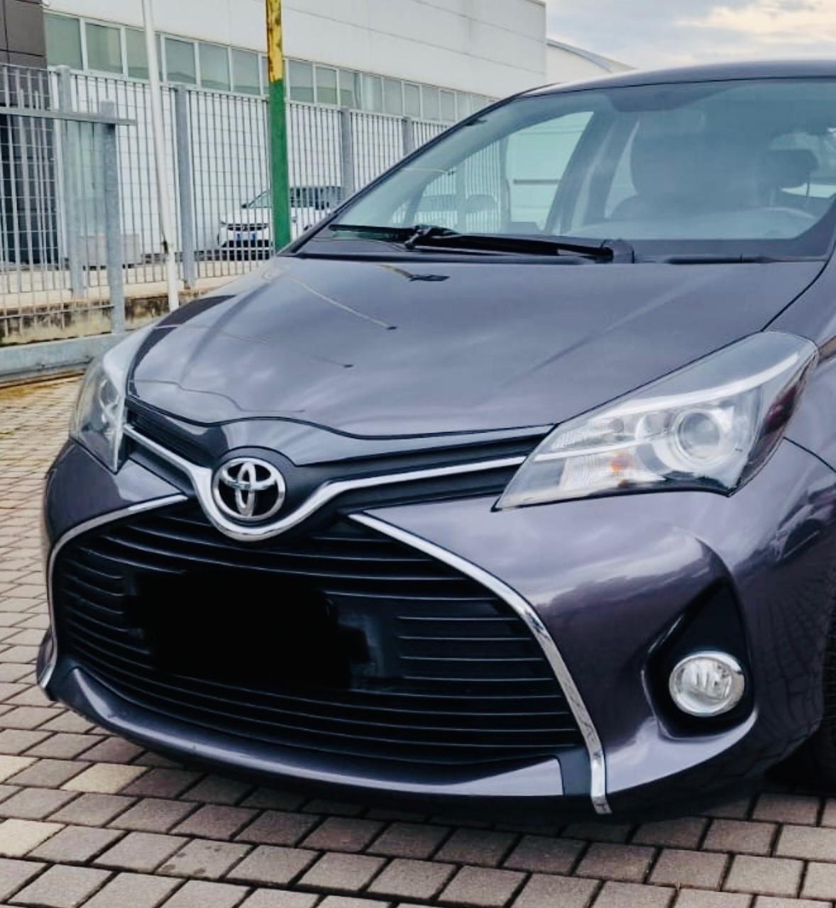 Toyota Yaris 1.4 D-4D 5 porte Lounge