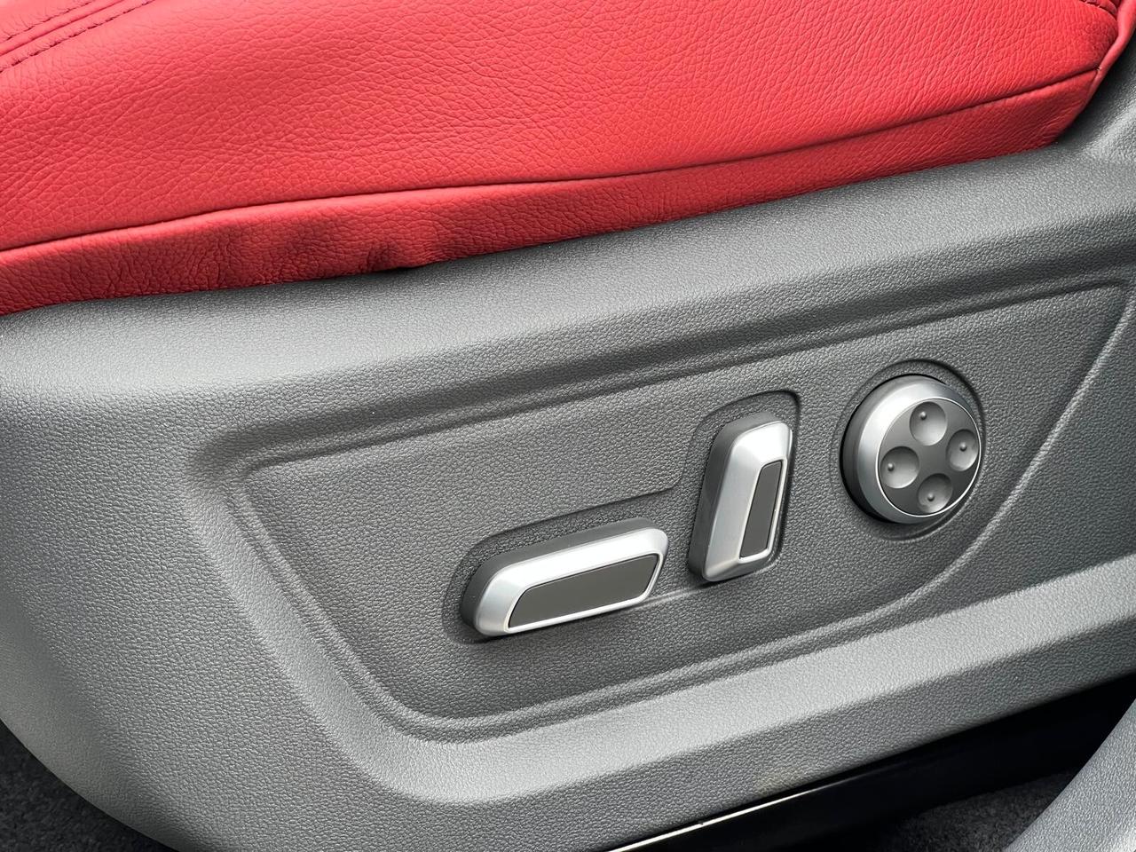 Sportequipe 6 GT 1.6 T-GDI DCT GPL