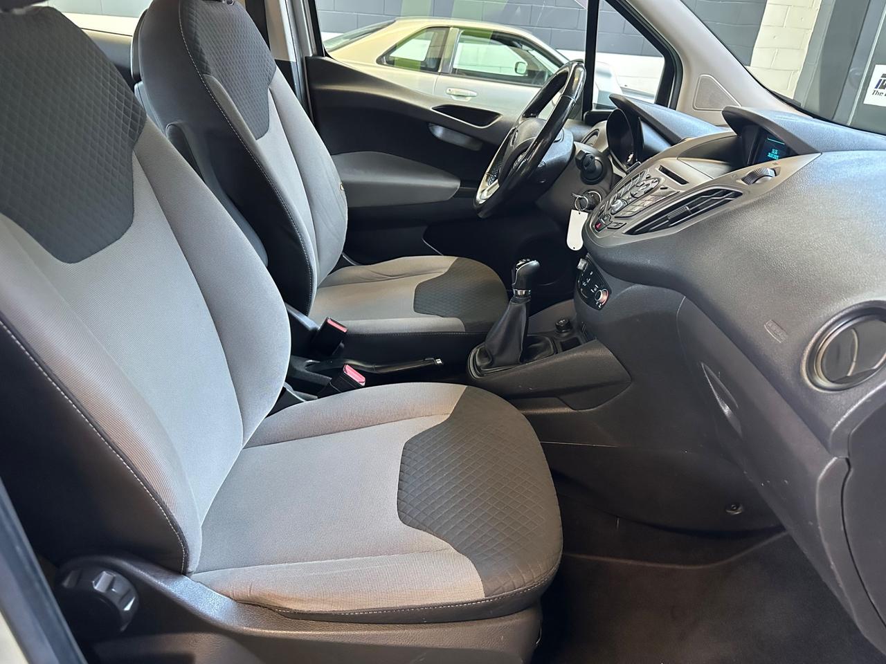 Ford Tourneo Courier 1.0 EcoBoost 100 CV Plus