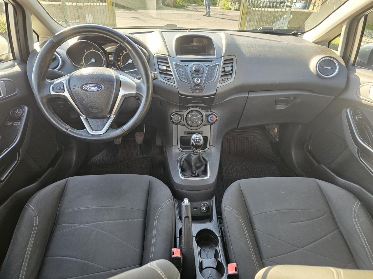 Ford Fiesta 1.5 TDCi 75CV 5 porte Titanium