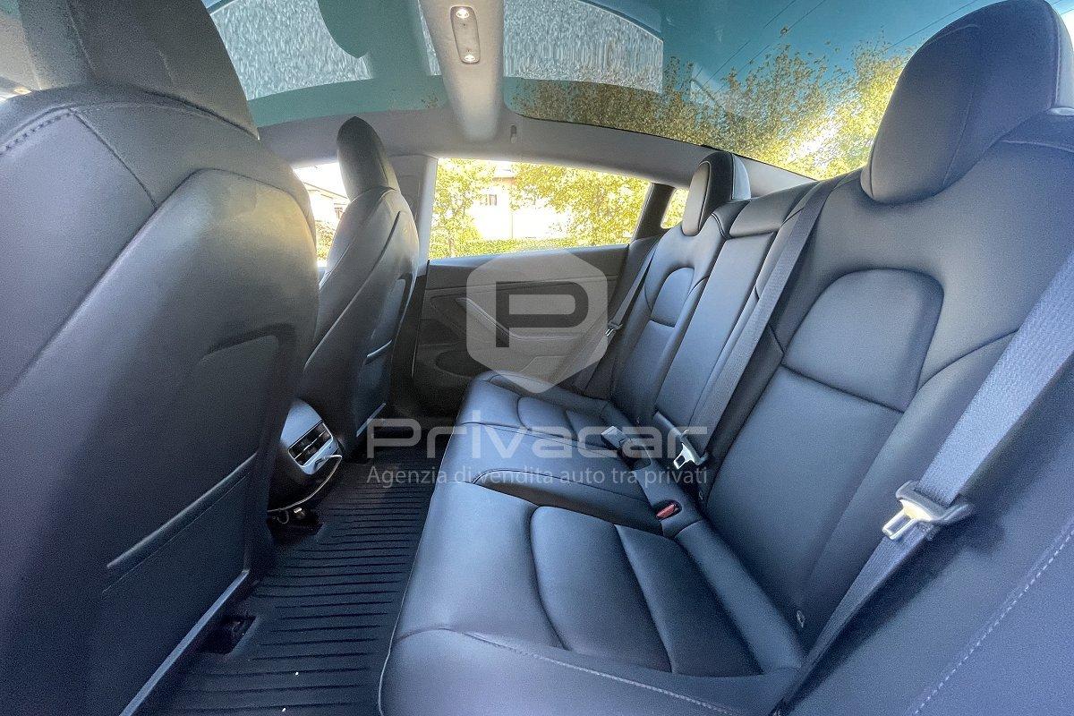 TESLA Model 3 Long Range Performance AWD