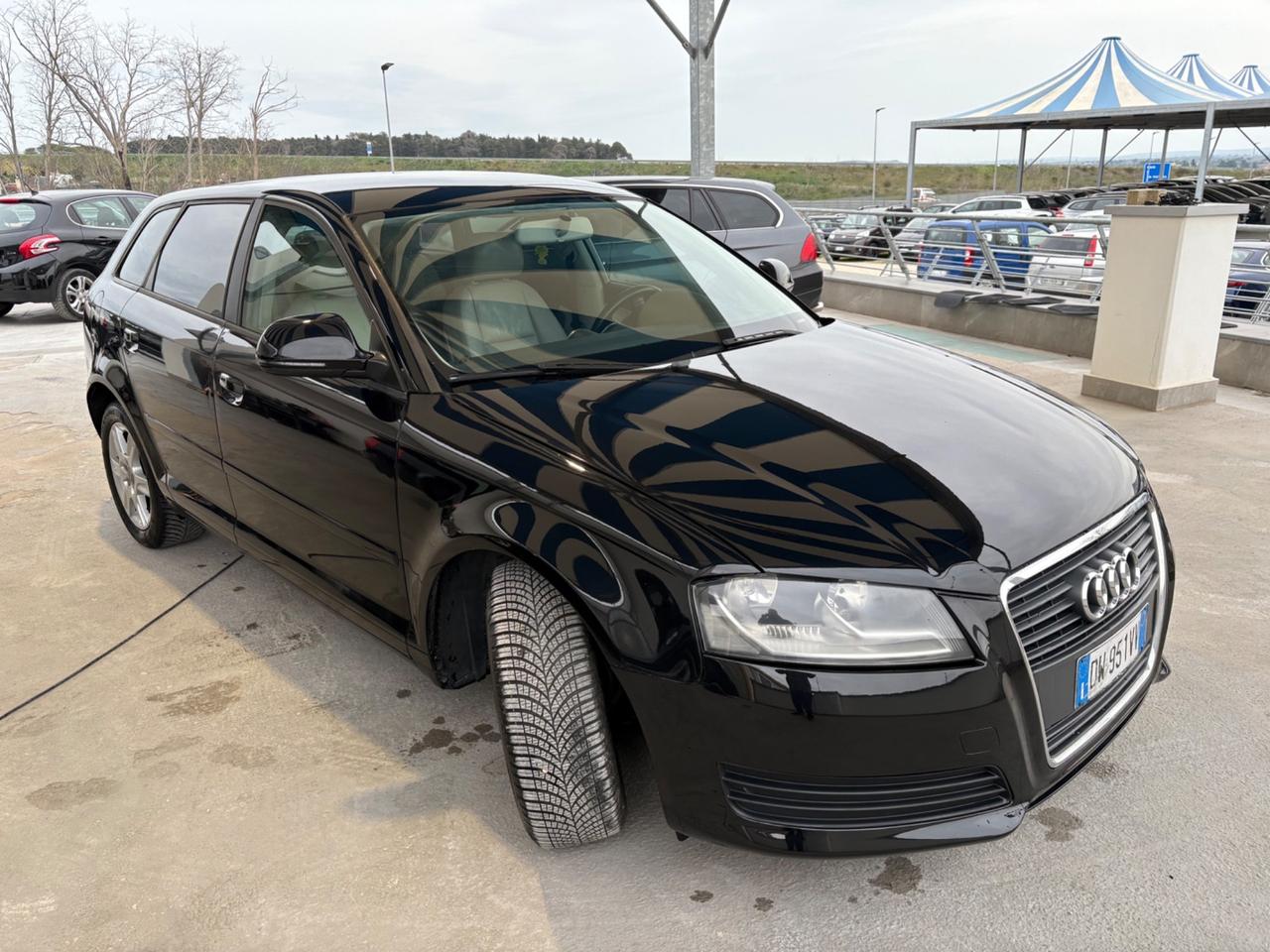 Audi A3 SPB 1.6 TDI 105 CV CR Ambition
