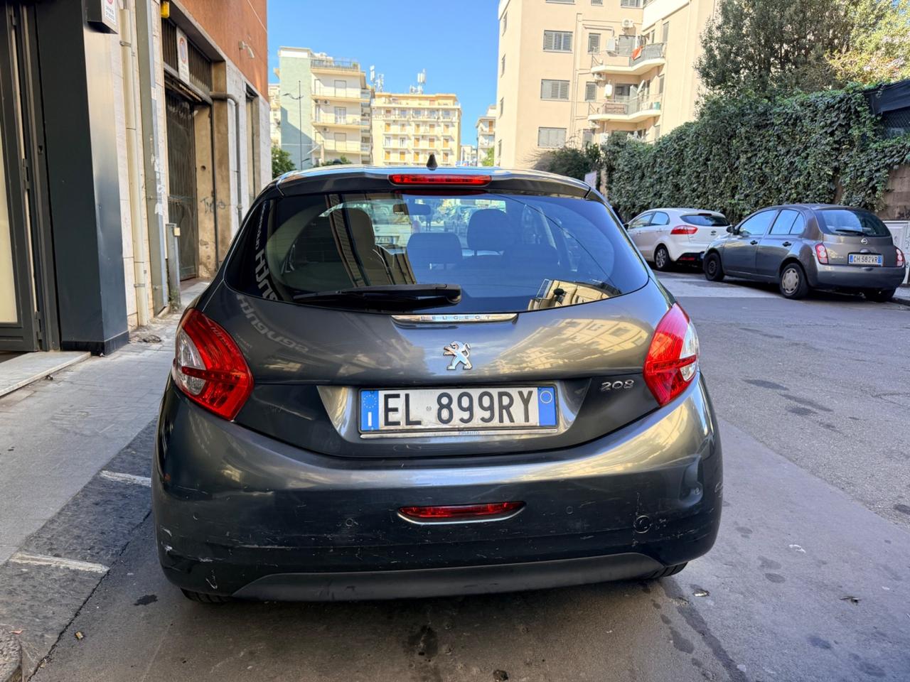 Peugeot 208 1.4 HDi 68 CV 5 porte Business