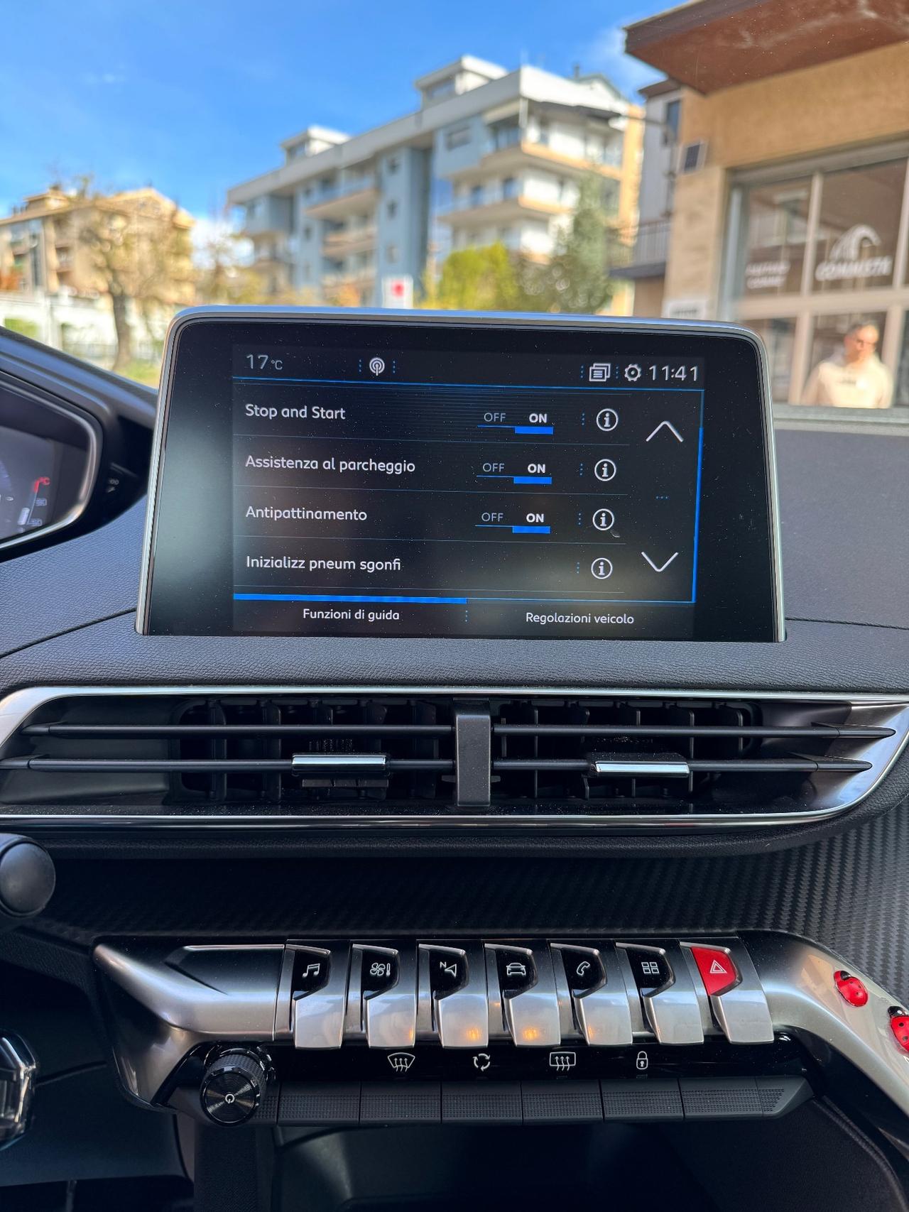 Peugeot 3008 BlueHDi 130 S&S Business