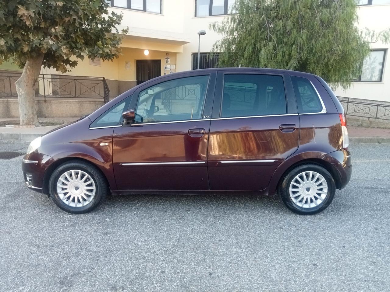 Lancia MUSA 1.6 Multijet Platino 2009