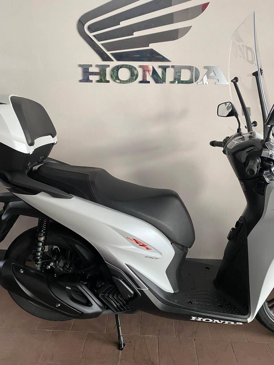 Honda SH 150 sporty