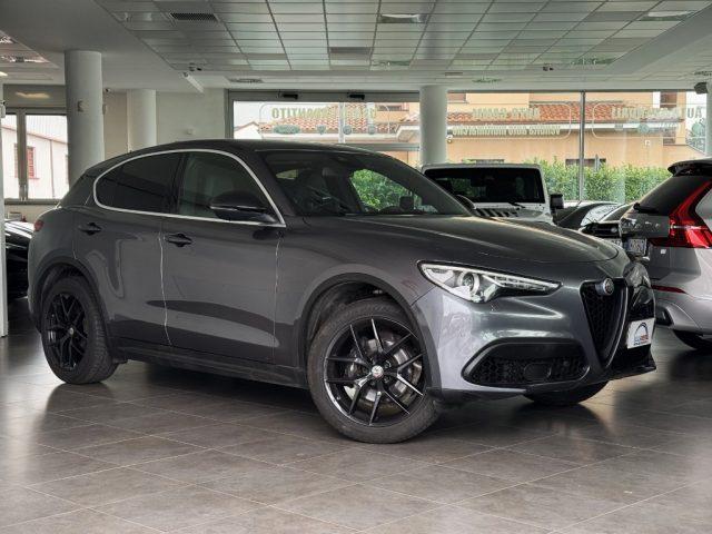 ALFA ROMEO Stelvio 2.0 Turbo 280CV AT8 Q4 Performance Pack