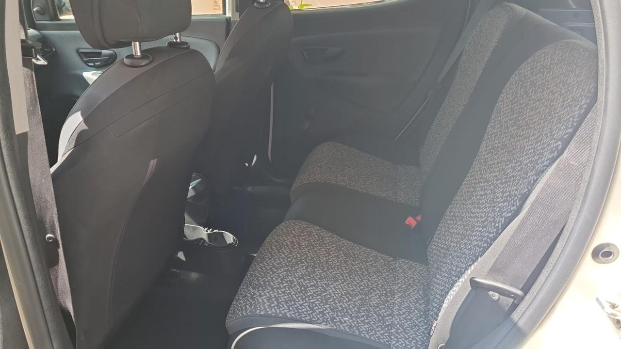 Lancia Ypsilon 1.2 69 CV 5 porte S&S Elefantino Blu