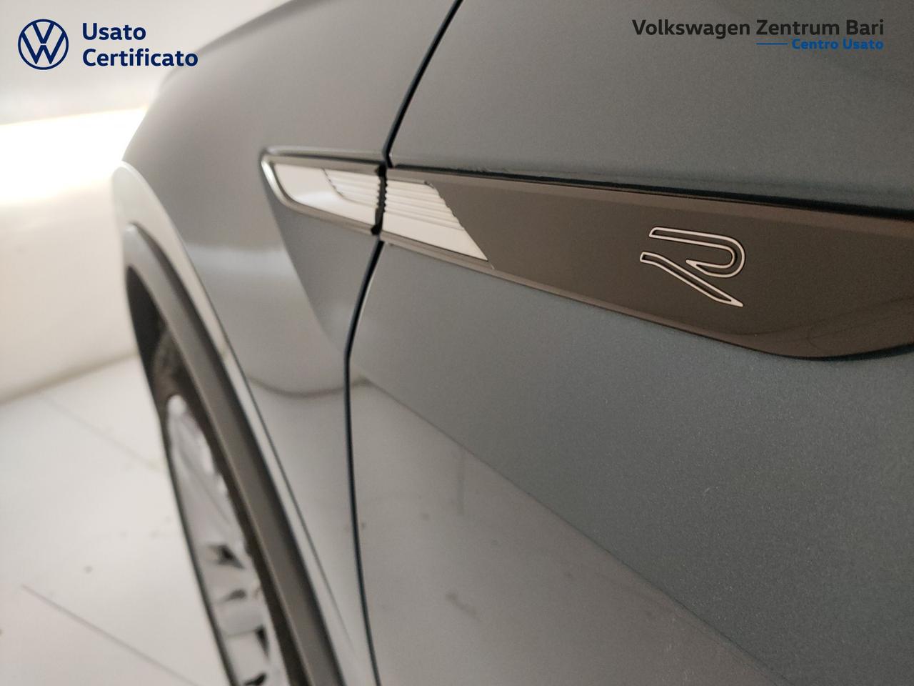 Volkswagen Tiguan 2.0 tdi r-line 150cv dsg