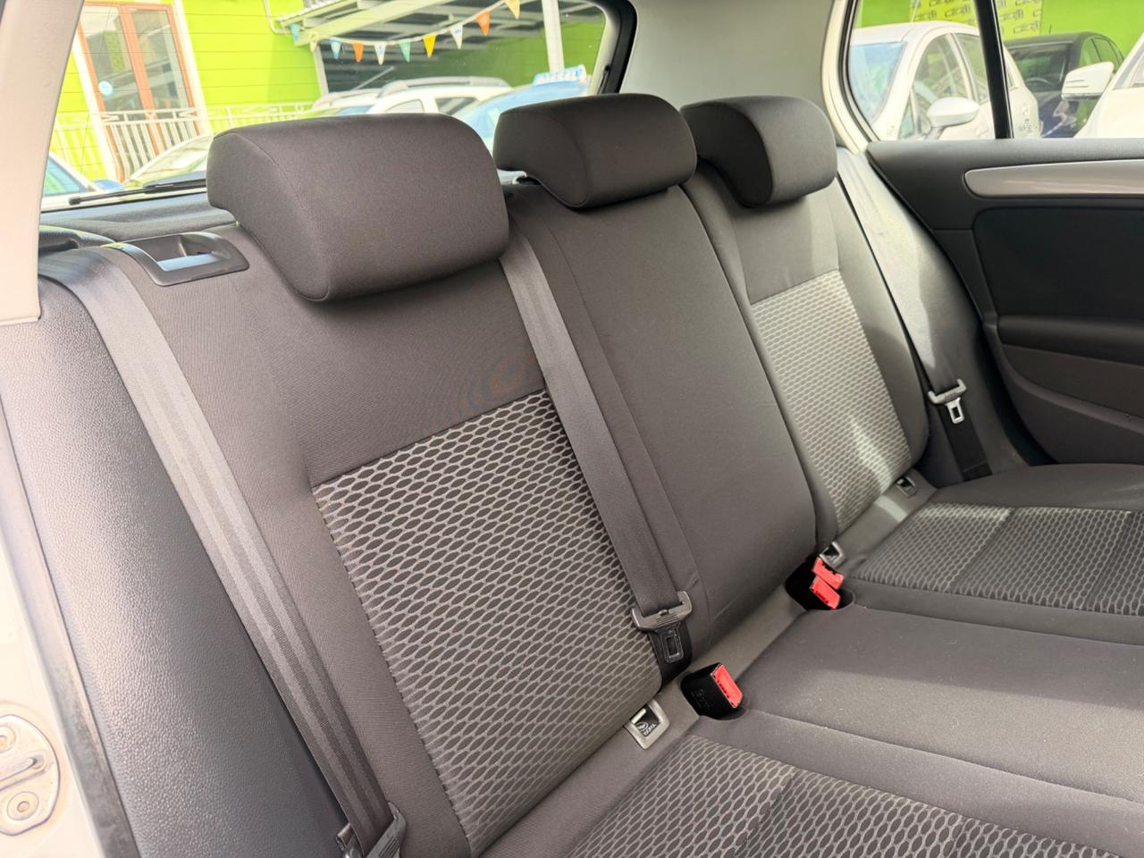 Volkswagen Golf 1.6 TDI DPF 5p. Highline 2012