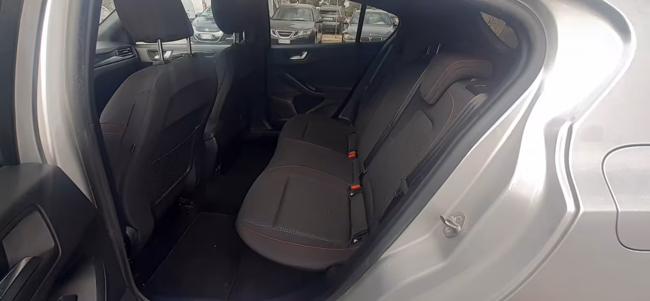 Ford Focus 2019 - 1.0 EcoBoost 125 CV 5p. ST-Line Lb automobili