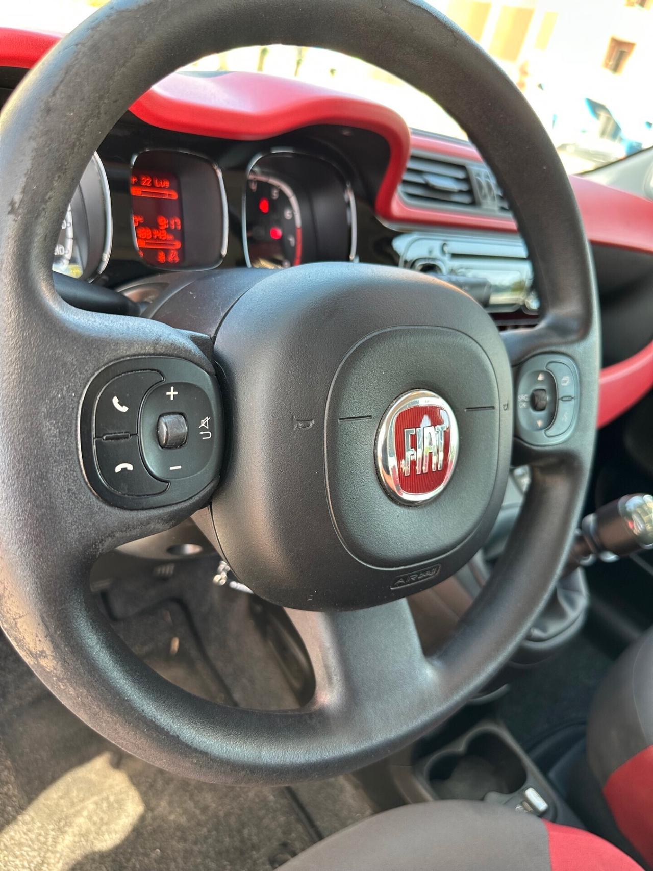 FIAT PANDA 1.2 BENZINA 2012 FULL OPTIONAL