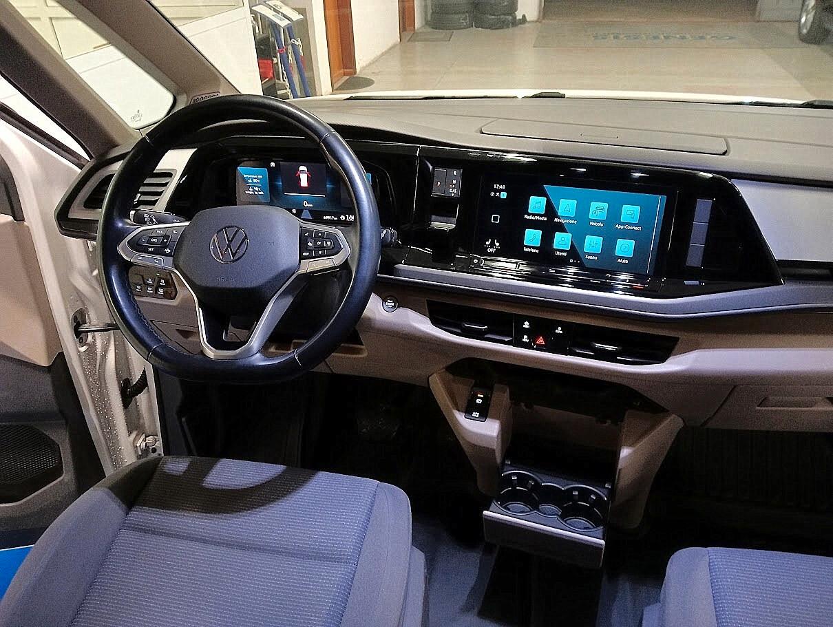 Volkswagen T7 Multivan TDI 150cv DSG 6P *IVA COMPRESA*