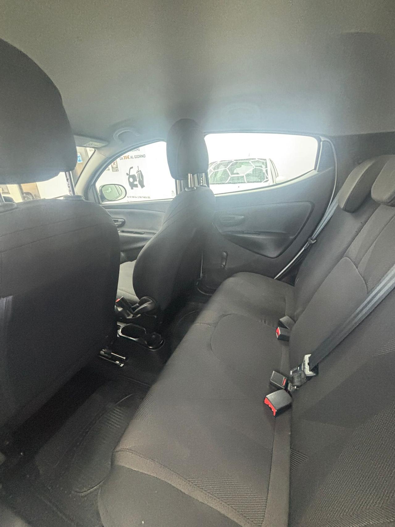 Lancia Ypsilon 1.2 69 CV 5 porte S&S Gold