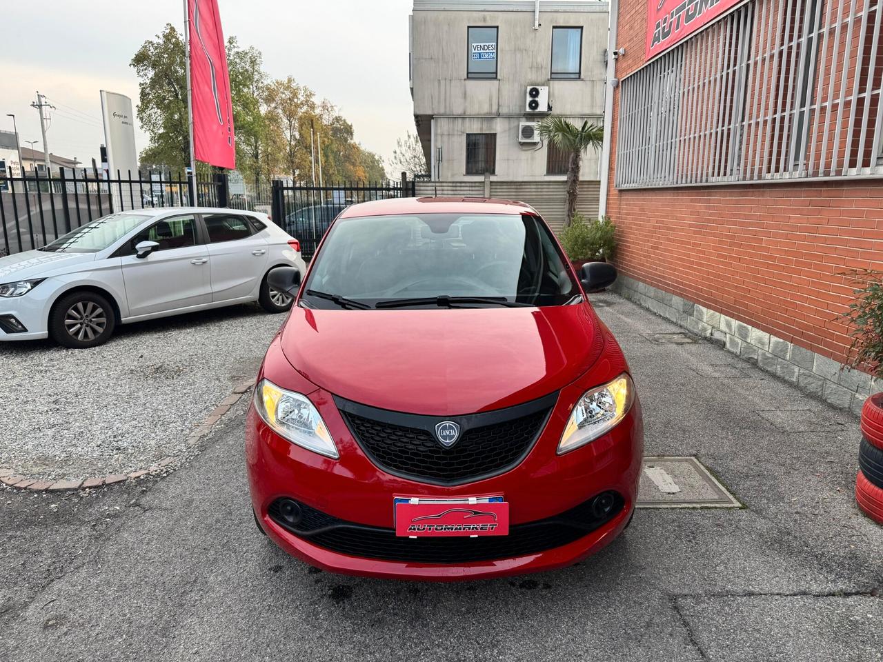 Lancia Ypsilon 1.2 69CV 5P Gold NEOPATENTATI