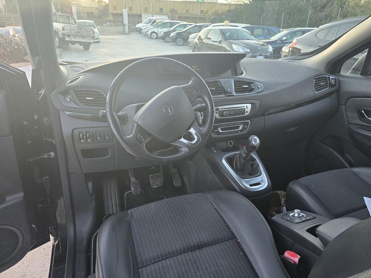 Renault Scenic Scénic XMod 1.5 dCi 110CV ED