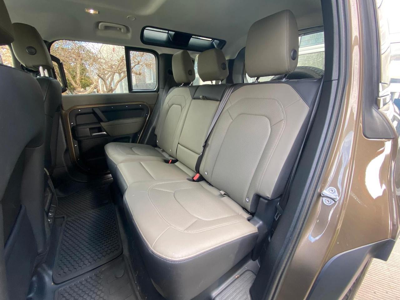 Land Rover Defender 110 2.0 Si4 PHEV 300 CV AWD Auto S