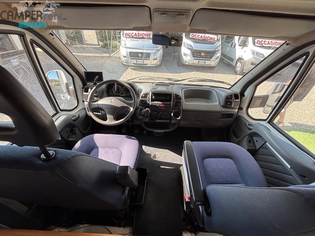 Mclouis MC LOUIS TANDY 630 - Mansardato con garage