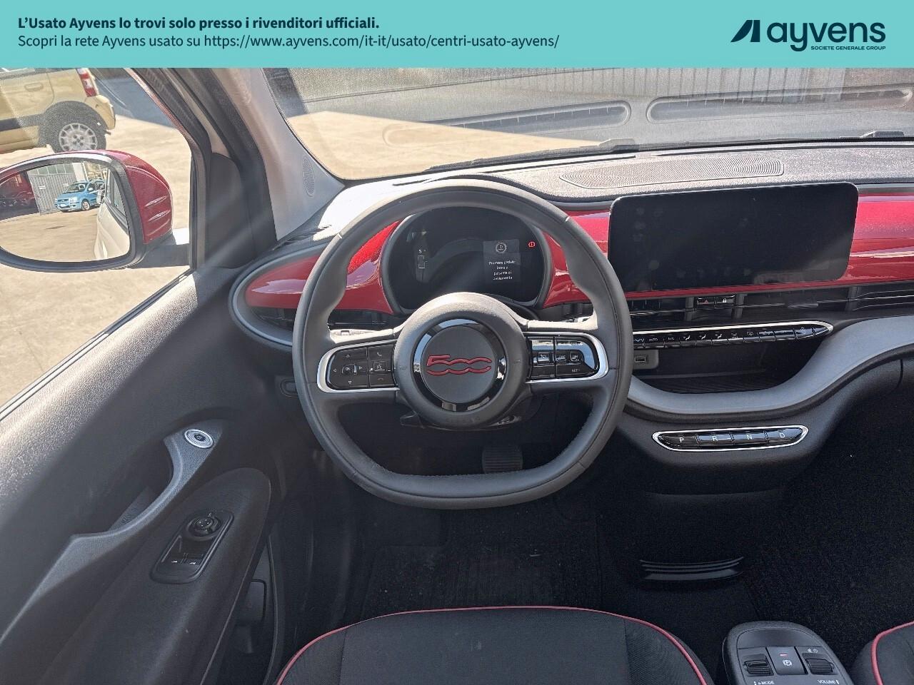 Fiat 500e Red