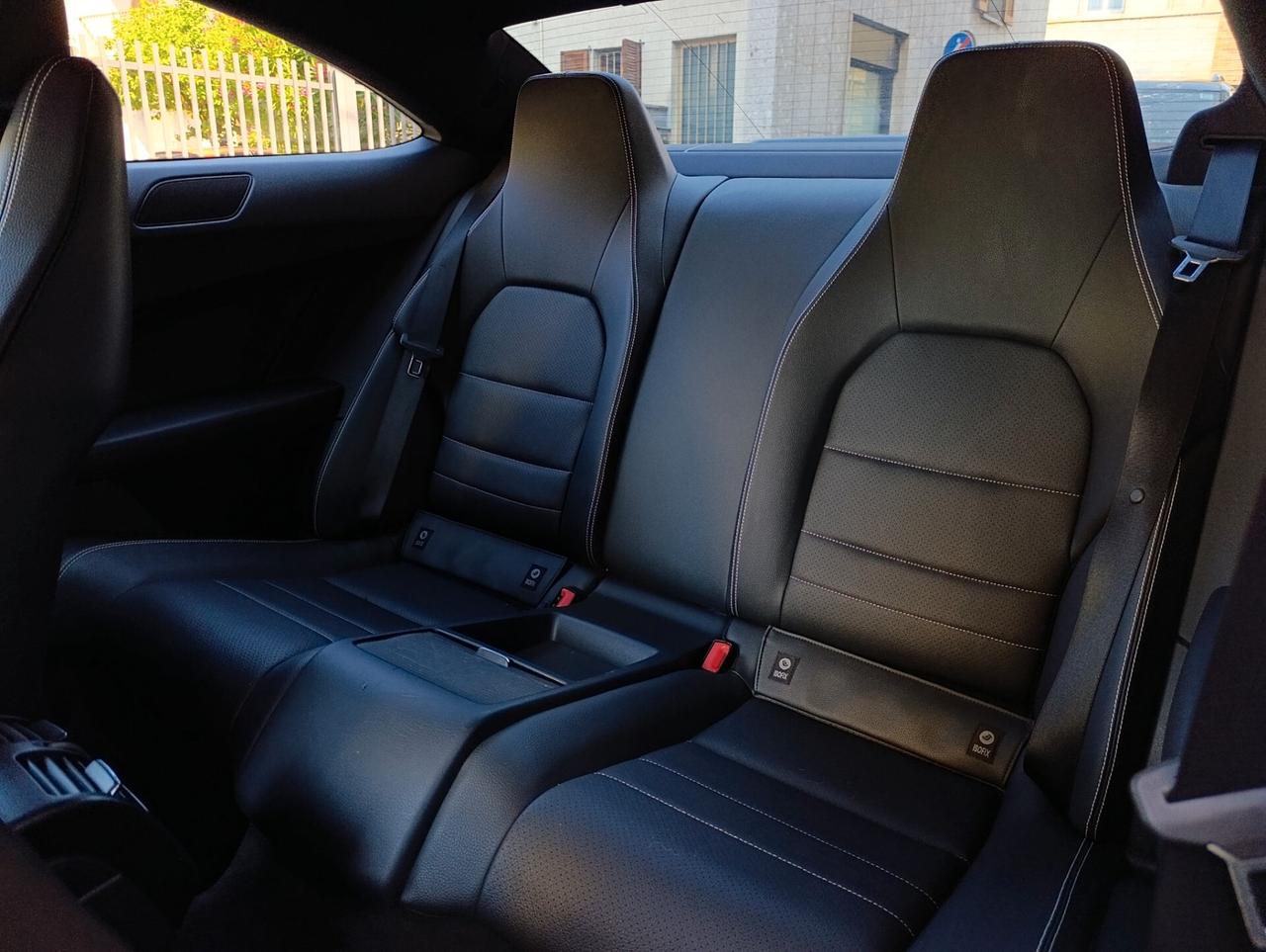 Mercedes-benz C 220 CDI Coupé Avantgarde AMG Edition