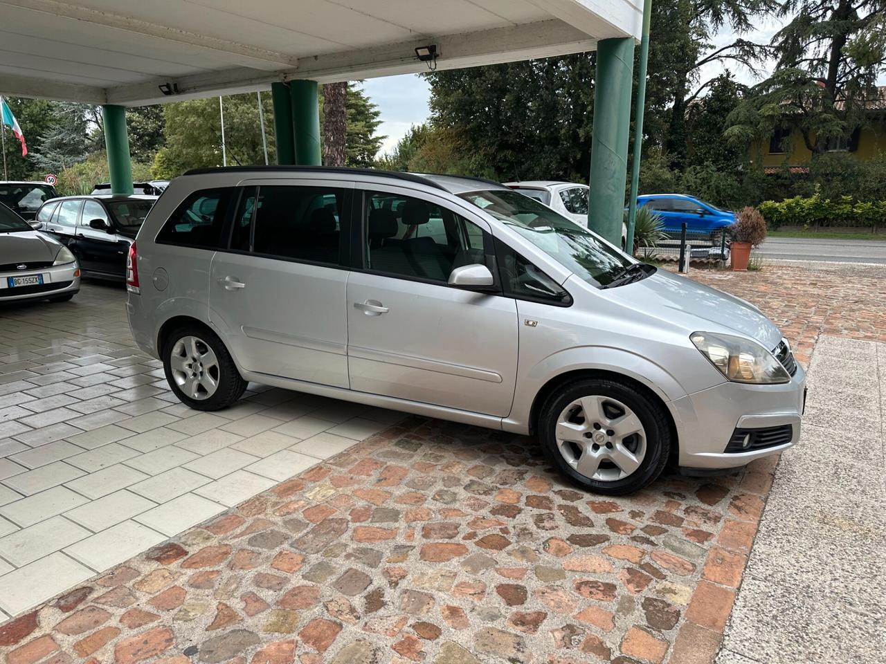 Opel Zafira 1.9 CDTI 120CV 7 POSTI AUT. (12 RATE)