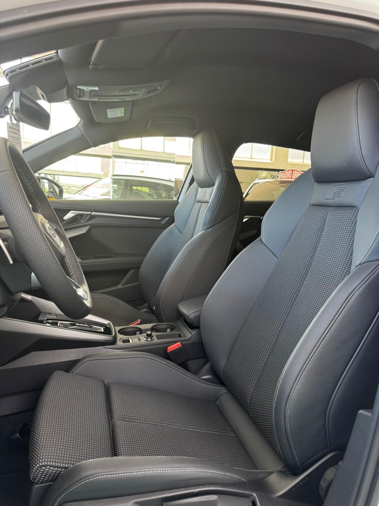 Audi A3 allstreet TDI 110 kW S tronic Identity Contrast