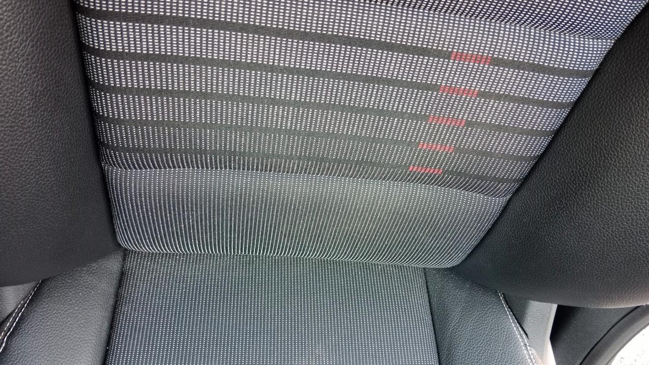 Mercedes-benz B 200 Premium - PERMUTE