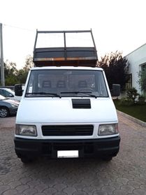 Iveco Daily 35.8 2.5 Diesel PL Cab. Classic