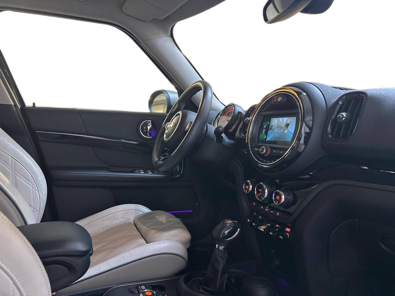 MINI Countryman Cooper SE ALL4 Business