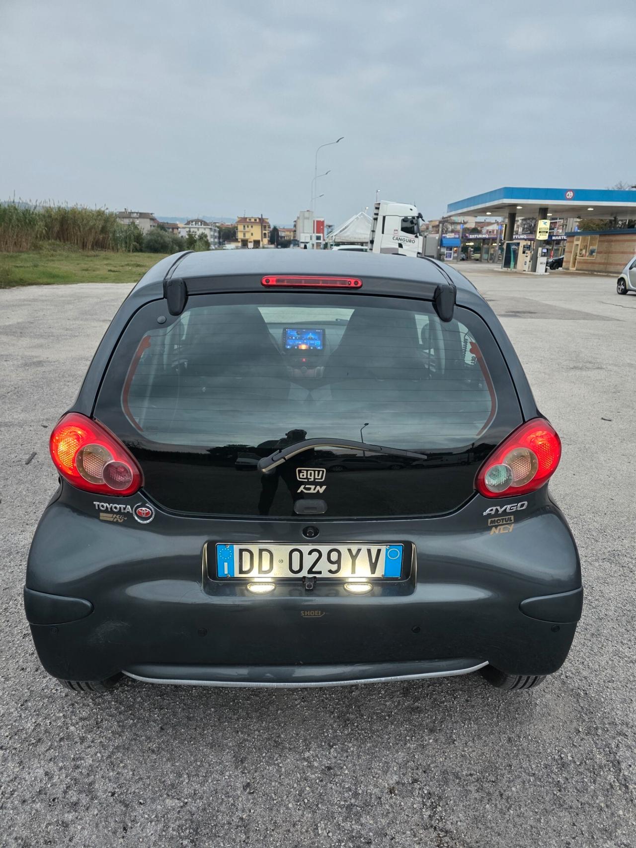 Toyota Aygo 1.0 12V VVT-i 5 porte Sol