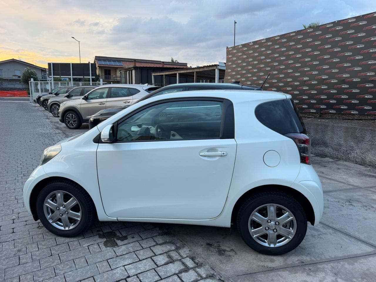 Toyota iQ 1.0 CVT Sol
