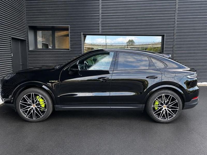 Porsche Cayenne Coupè Coupè 3.0 V6 e-hybrid 5p.ti tiptronic 470 CV
